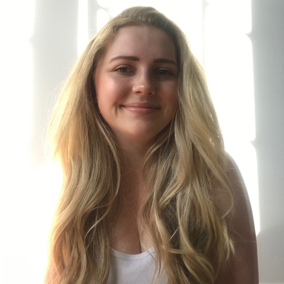 Meet your Posher, Riley - Picture 2 of 3